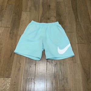 Nike shorts size Large